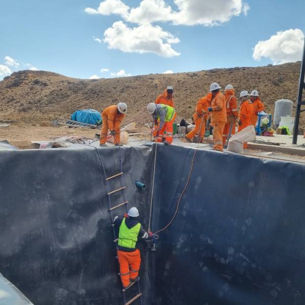 geomembrana-hdpe-004 (1)