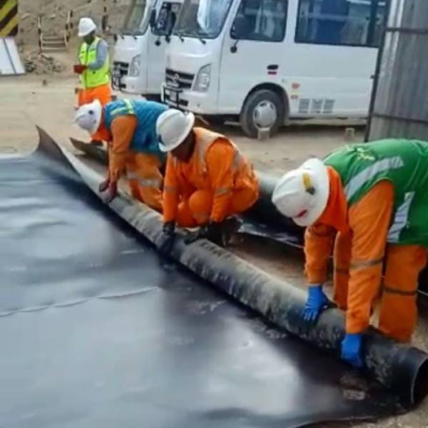 geomembrana-hdpe-009 (1)